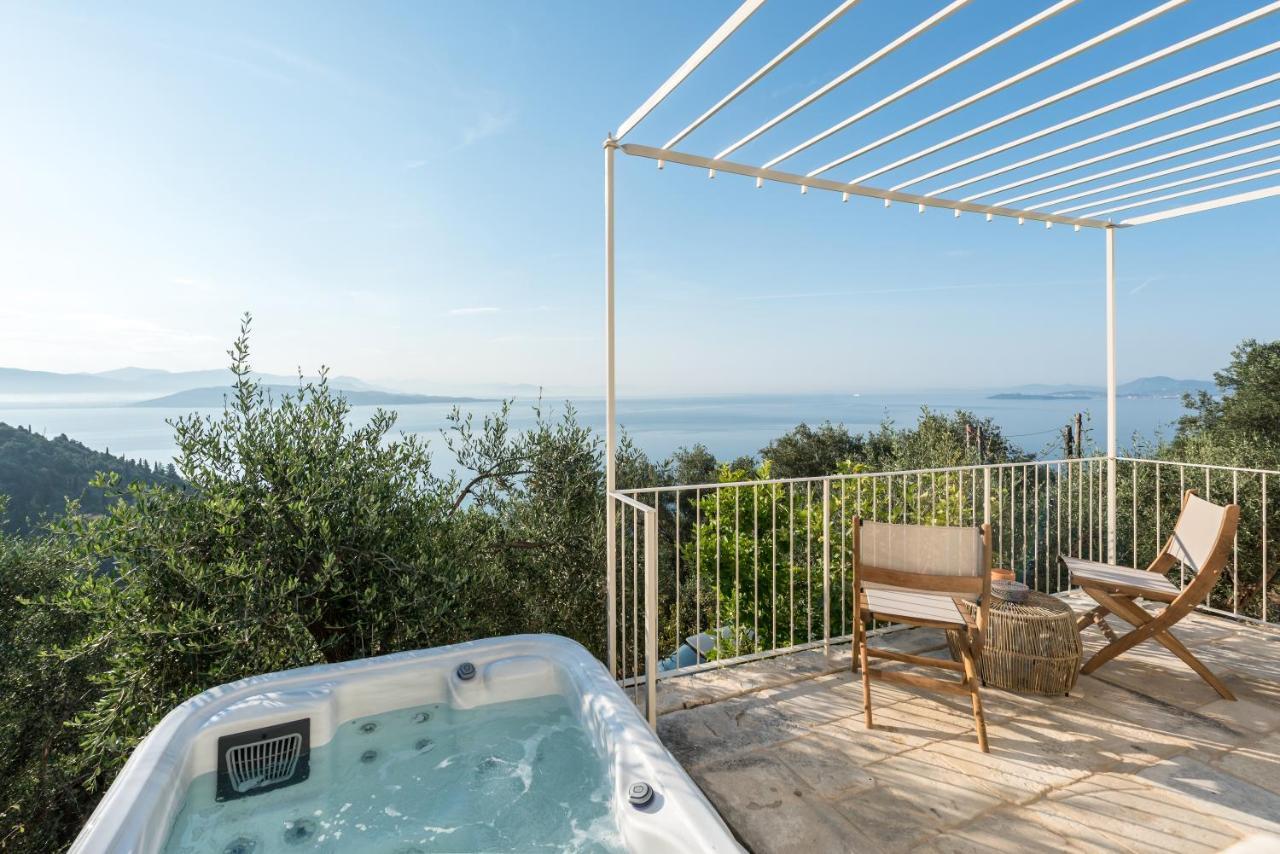 Вілла Rizes Sea View Nisaki  Екстер'єр фото